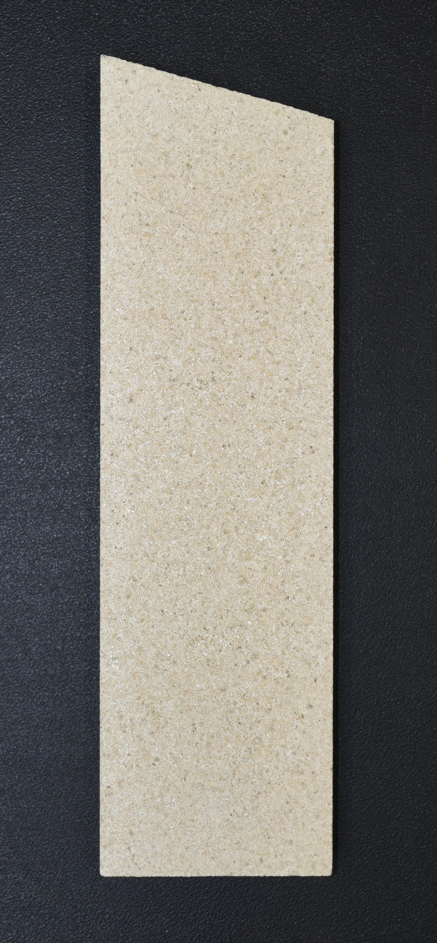 Justus Föhr pierre latérale gauche