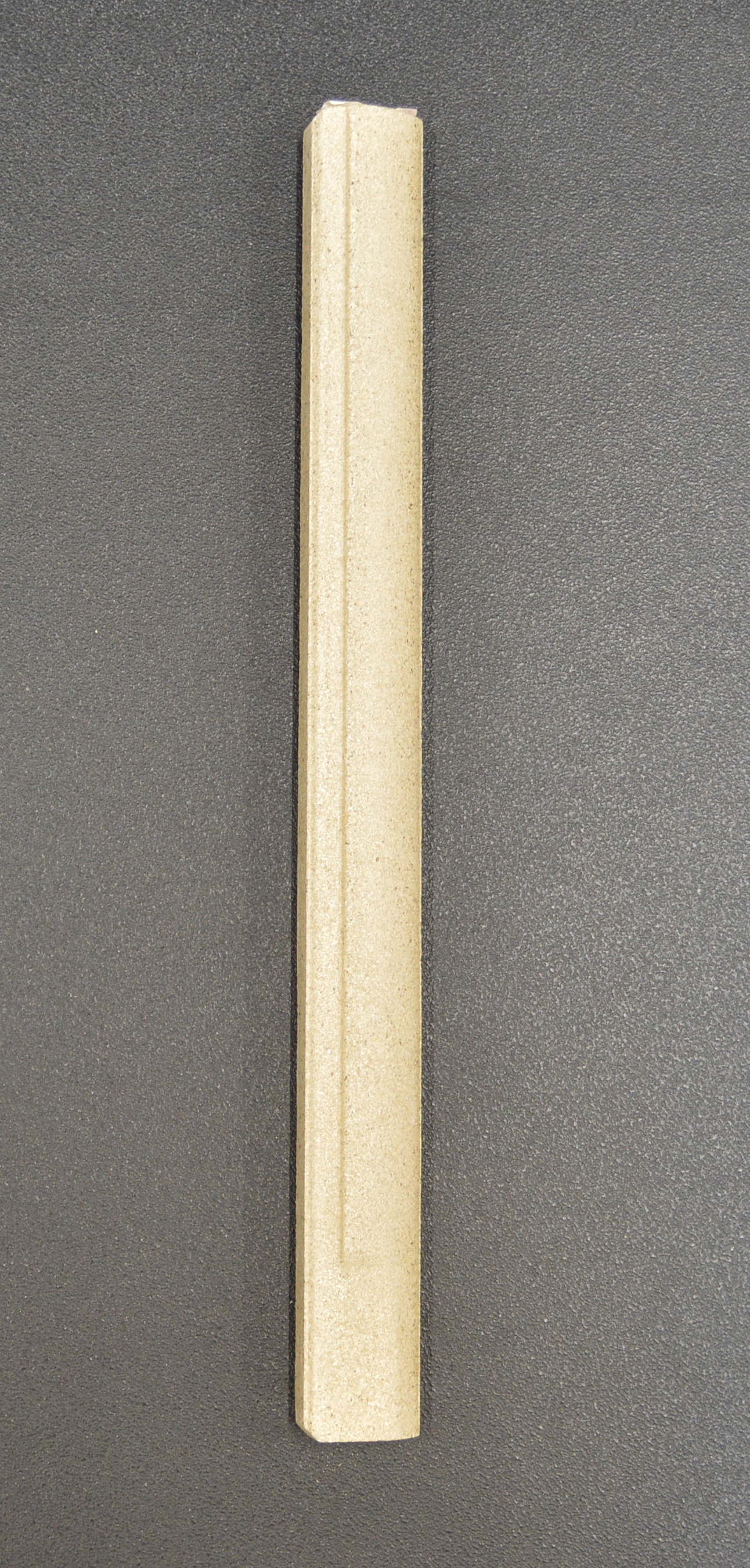 Contura 780 pierre latérale gauche avant
