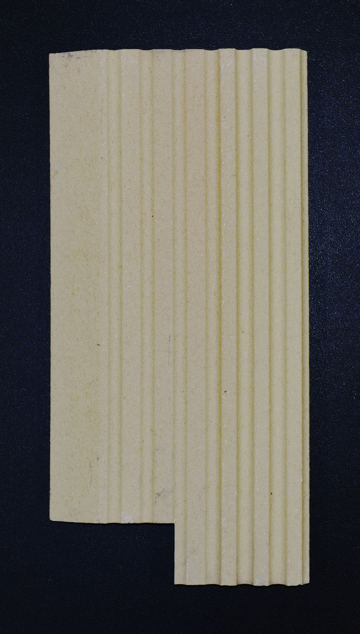 Leda Karat 570 W pierre latérale gauche avant B