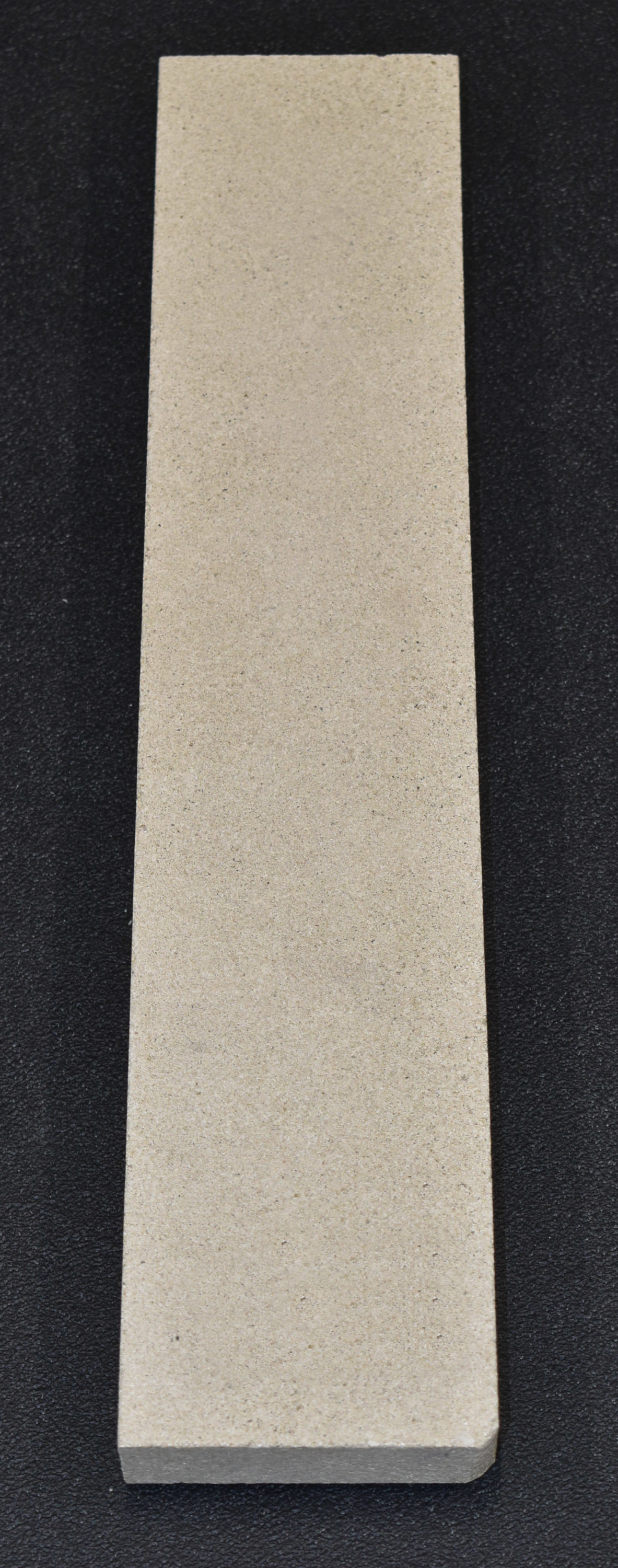Oranier Cavex pierre latérale droit avant