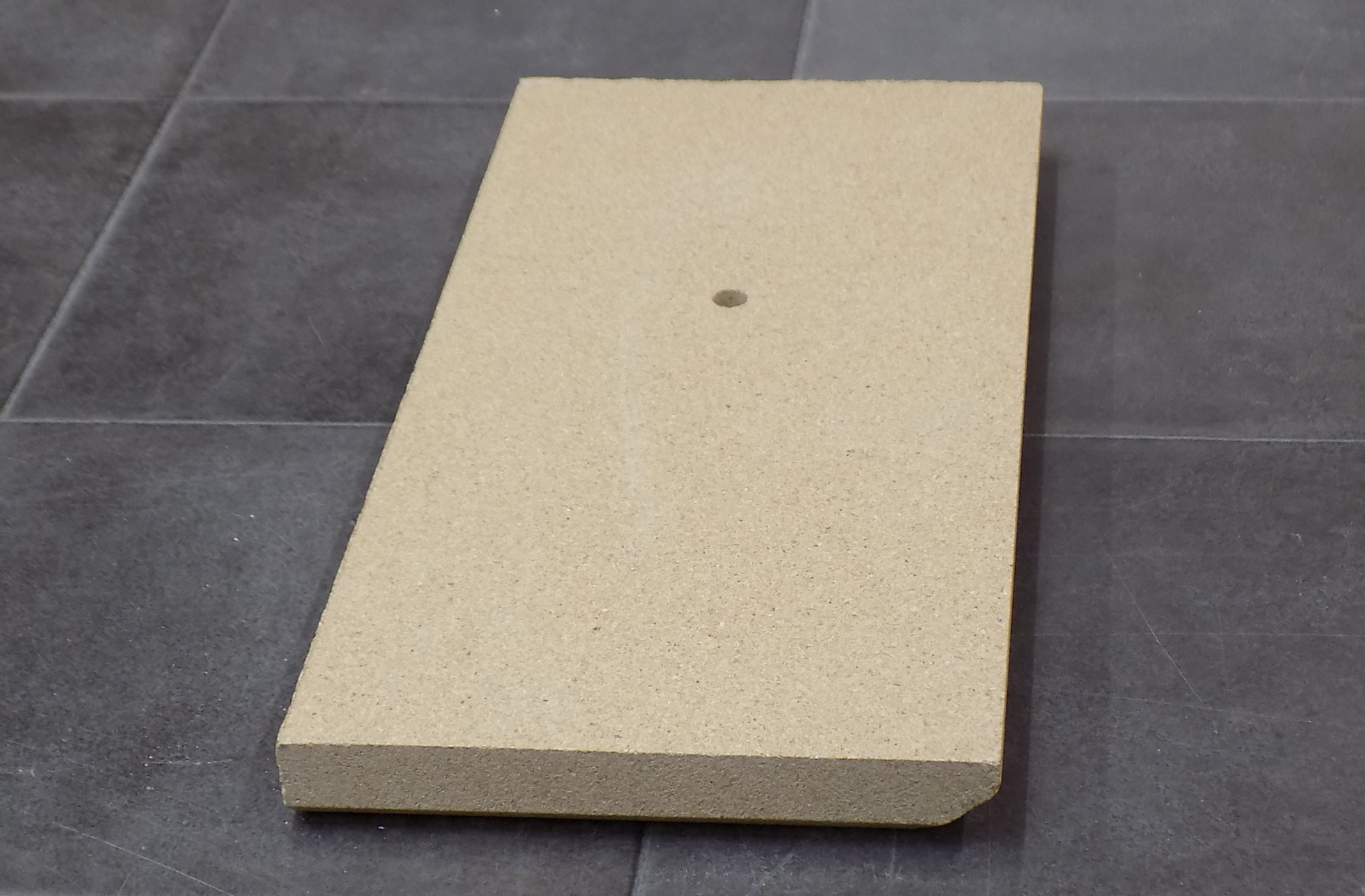 Justus Rügen pierre de plaque arrière droit