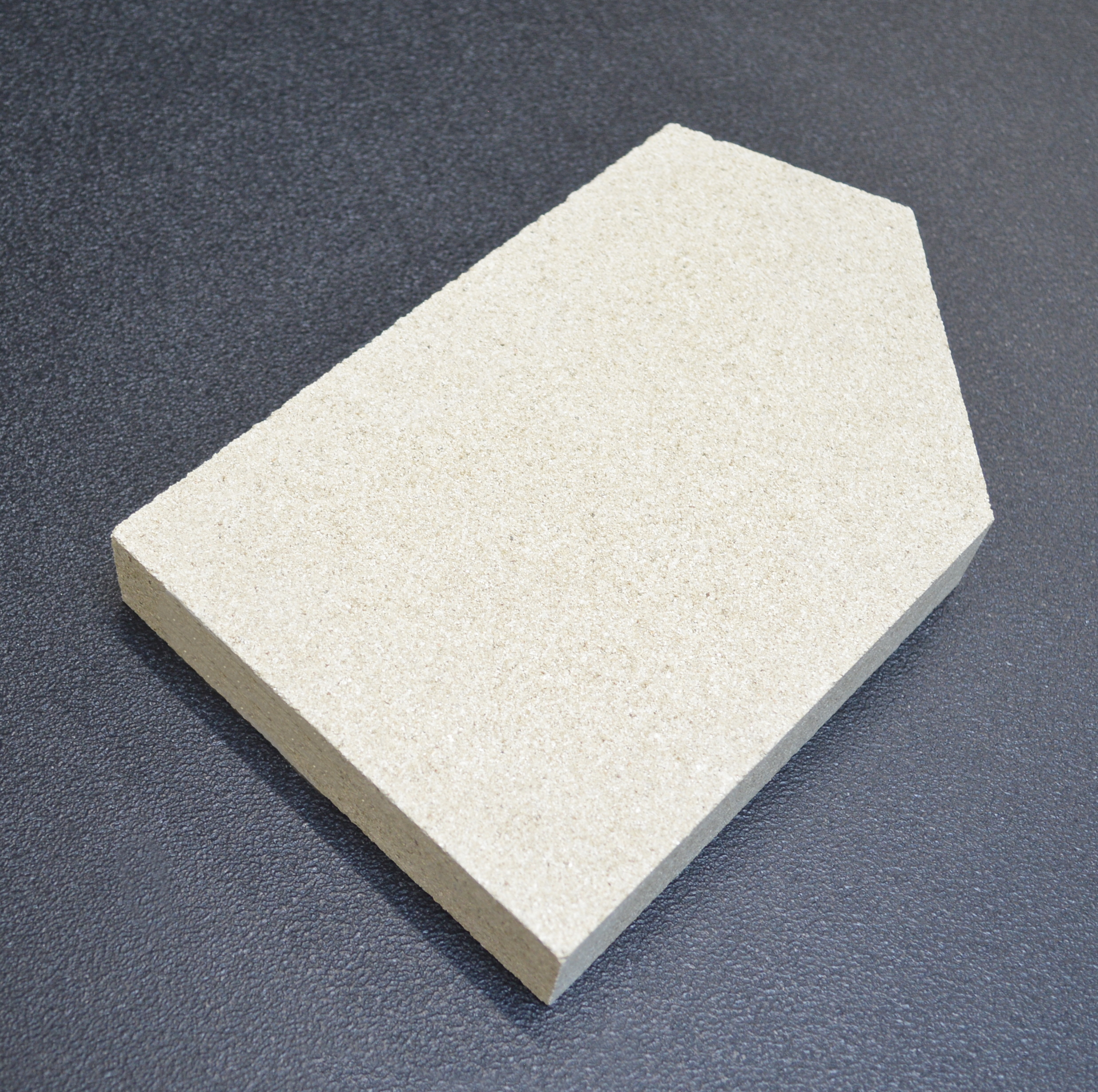 Eurotherm Topas pierre de sole avant droit