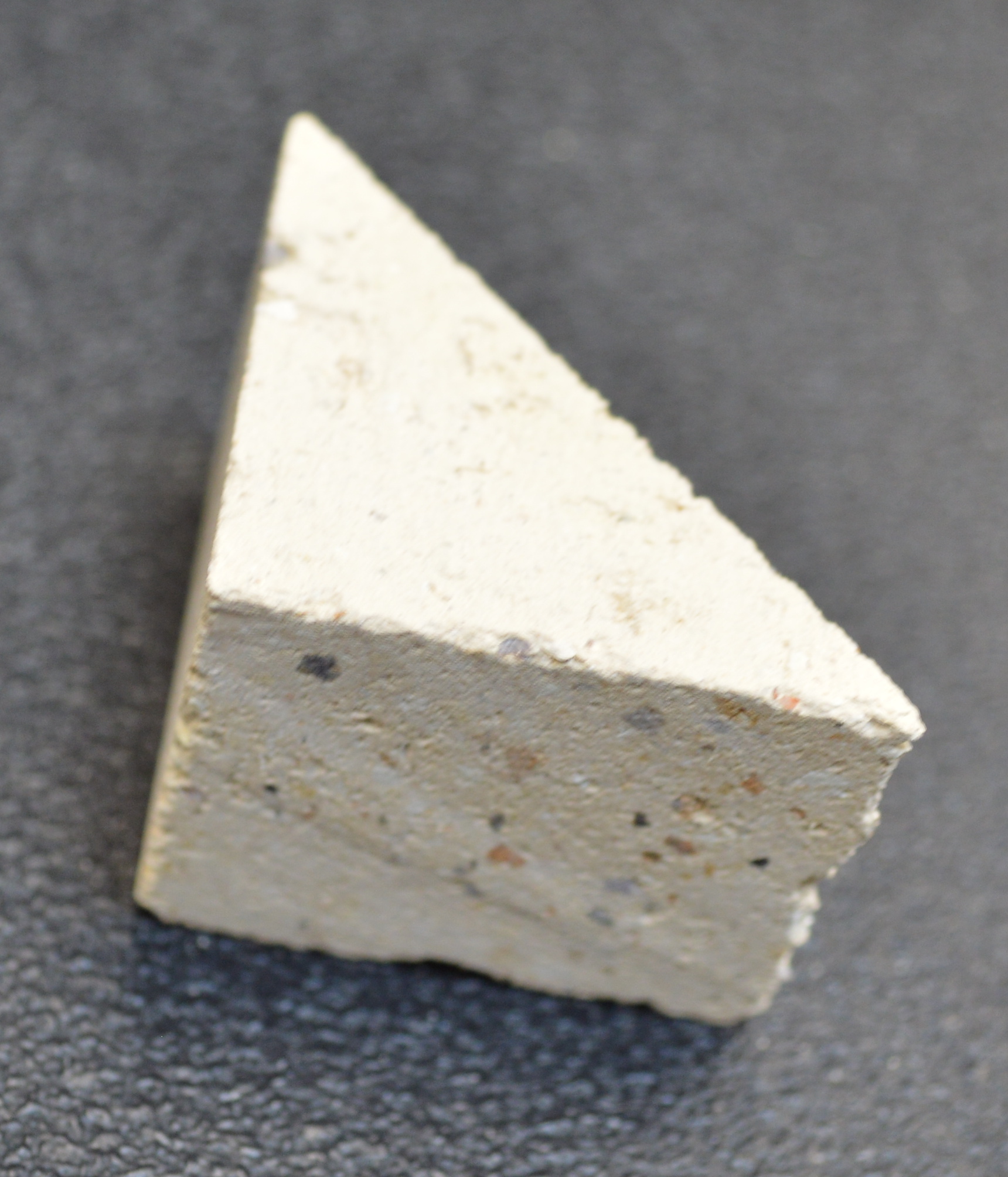 Novaline Stellino pierre de sole avant gauche
