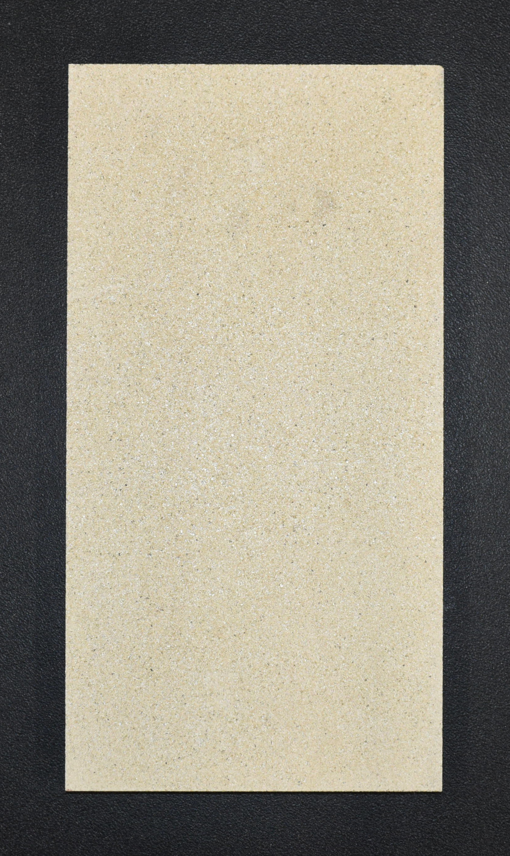 Justus 4646-8 pierre latérale gauche B