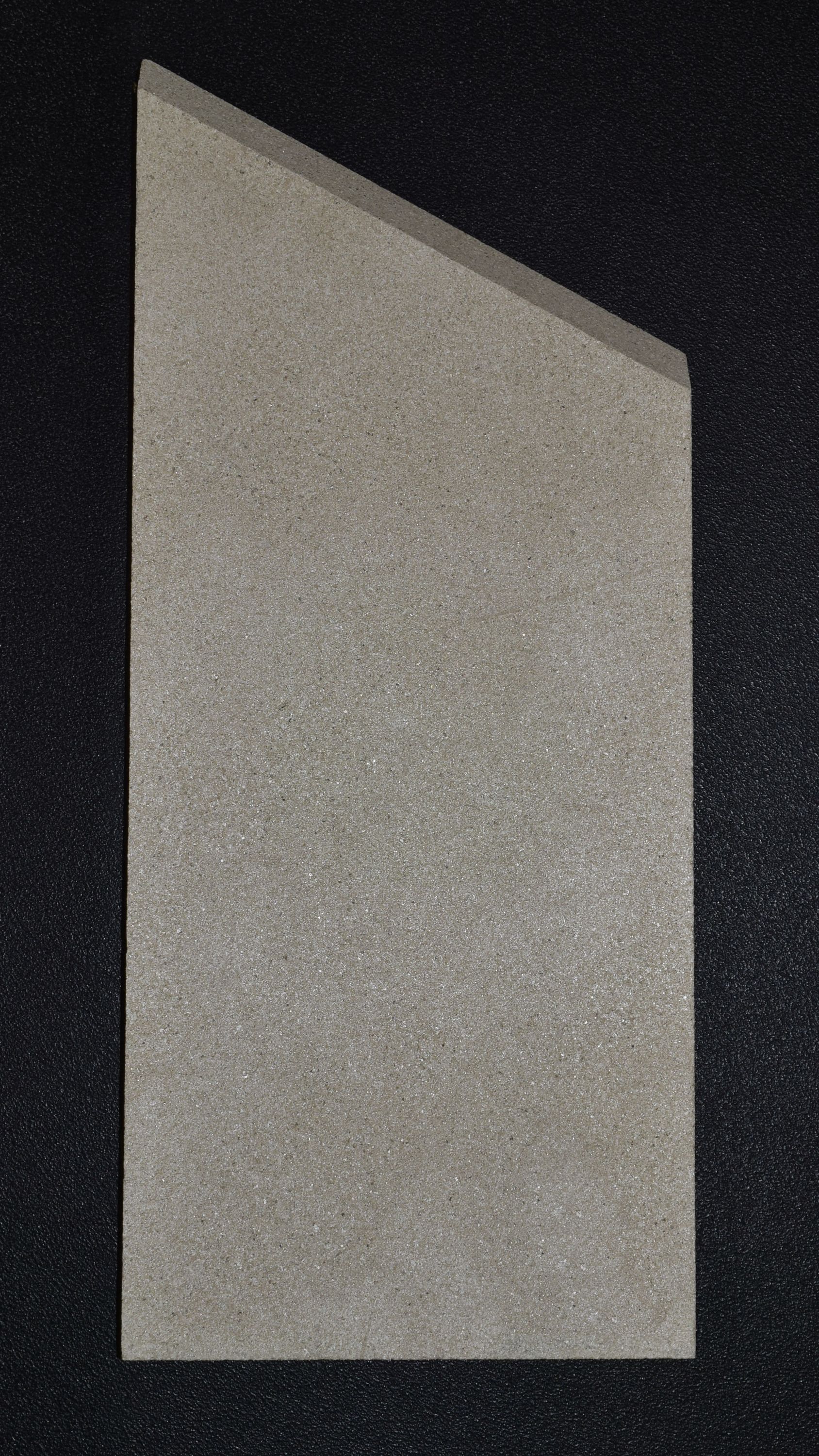 Skantherm Beo pierre latérale gauche B